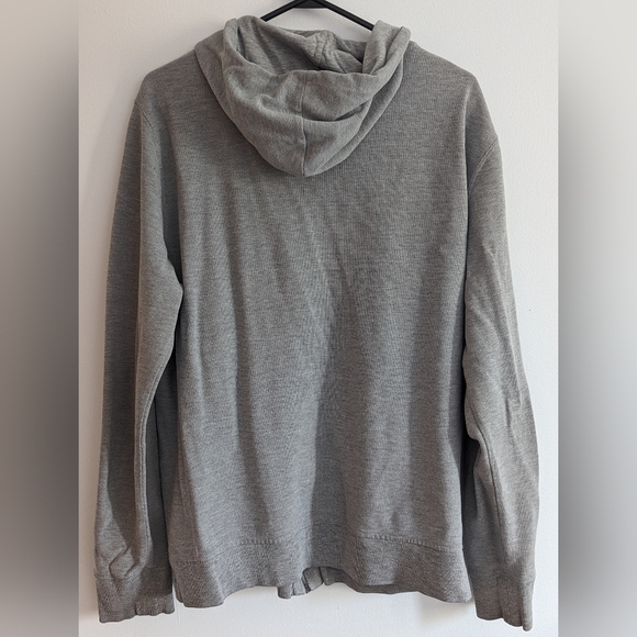 🌼5/20$🌼Gray Sweater - Picture 4 of 4